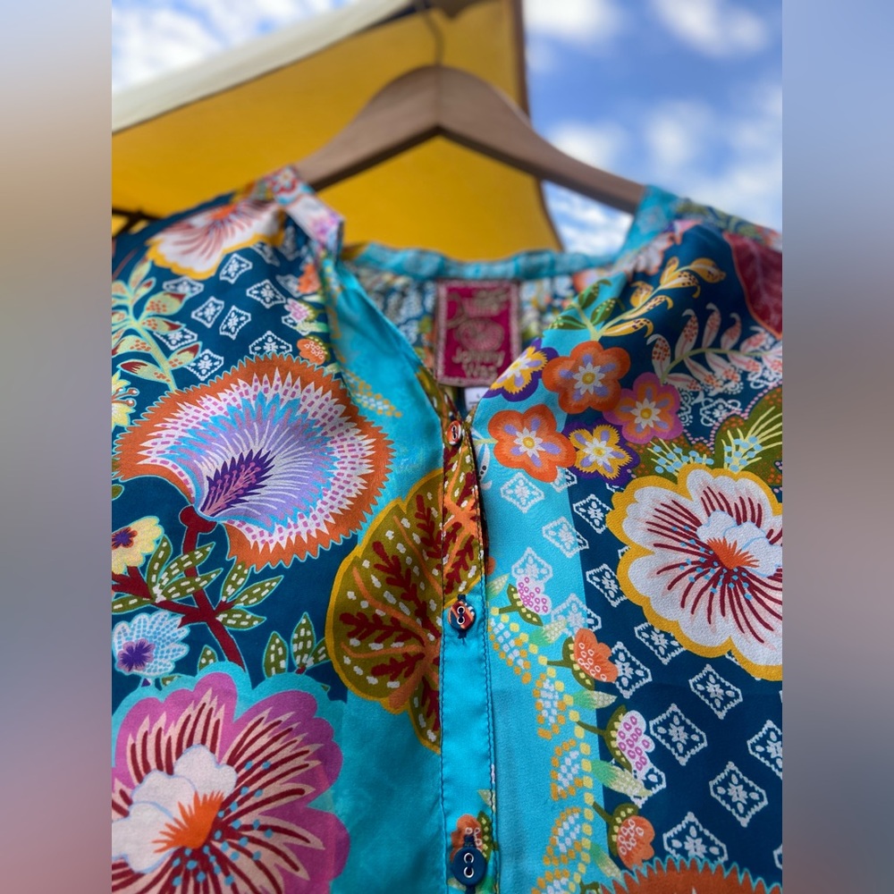 Johnny Was 100% Silk Kalani Blouse. Size L. - Picture 2 of 16